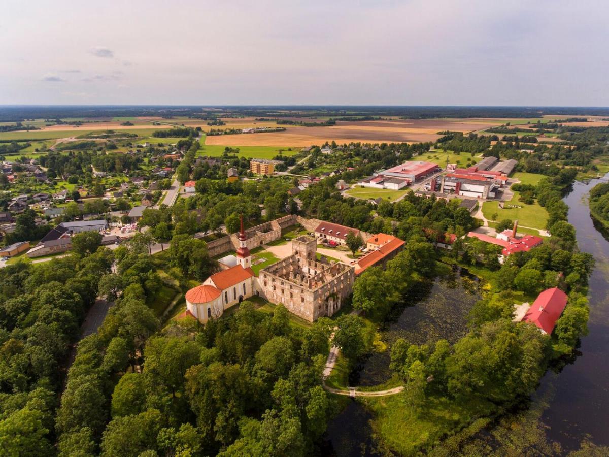 Lossi 8 -4 Poltsamaa Maida Exteriér fotografie